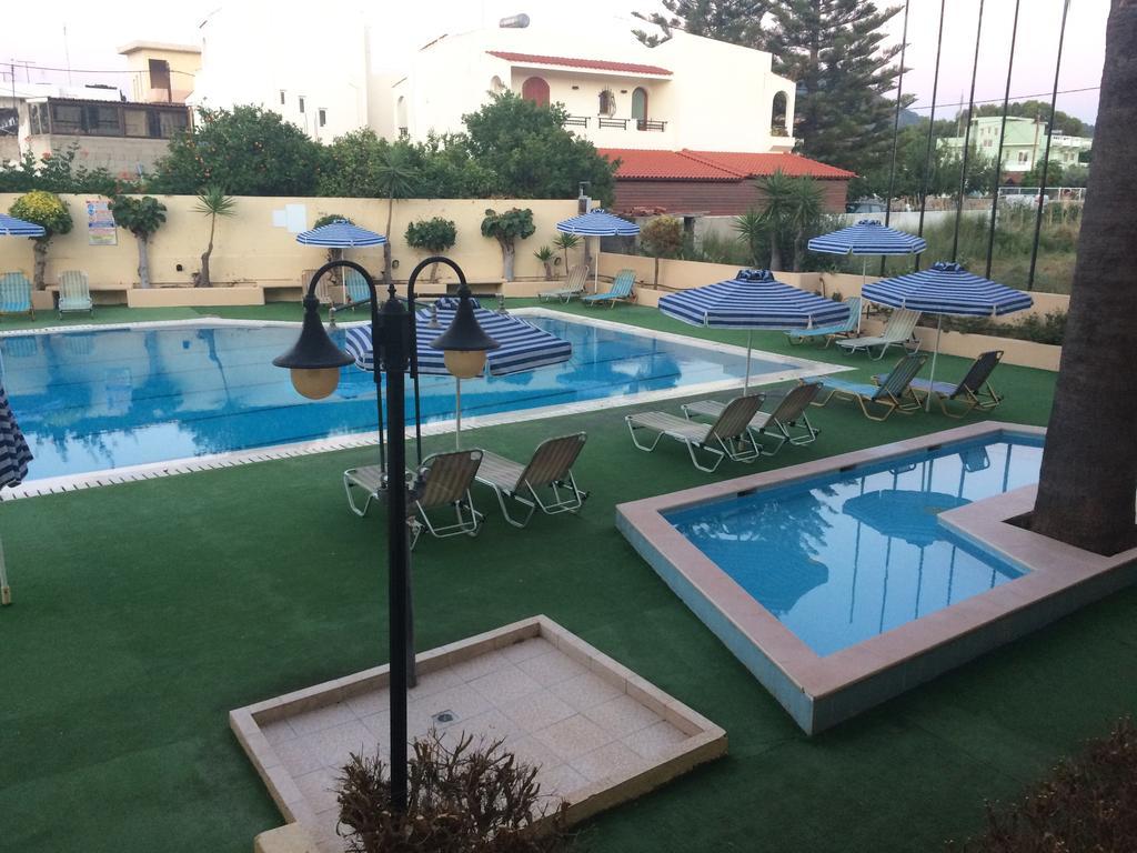 קרמסטי Hotel Margaret מראה חיצוני תמונה